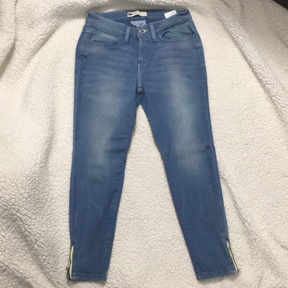 Levi’s Jeans